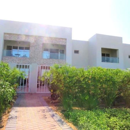 Holiday Home 3 Bedroom Seaview Ras al-Khaimah Eksteriør billede