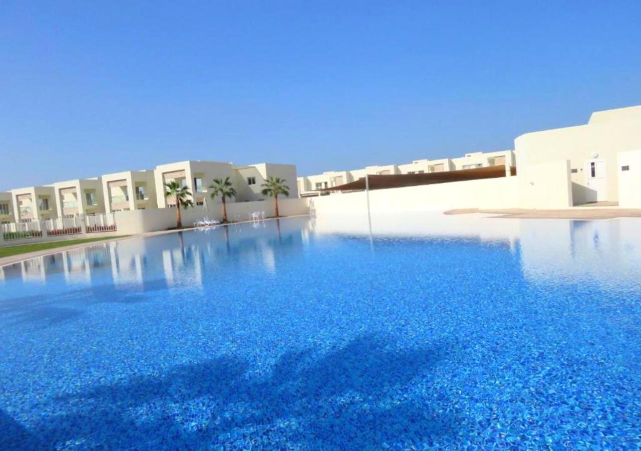Holiday Home 3 Bedroom Seaview Ras al-Khaimah Eksteriør billede