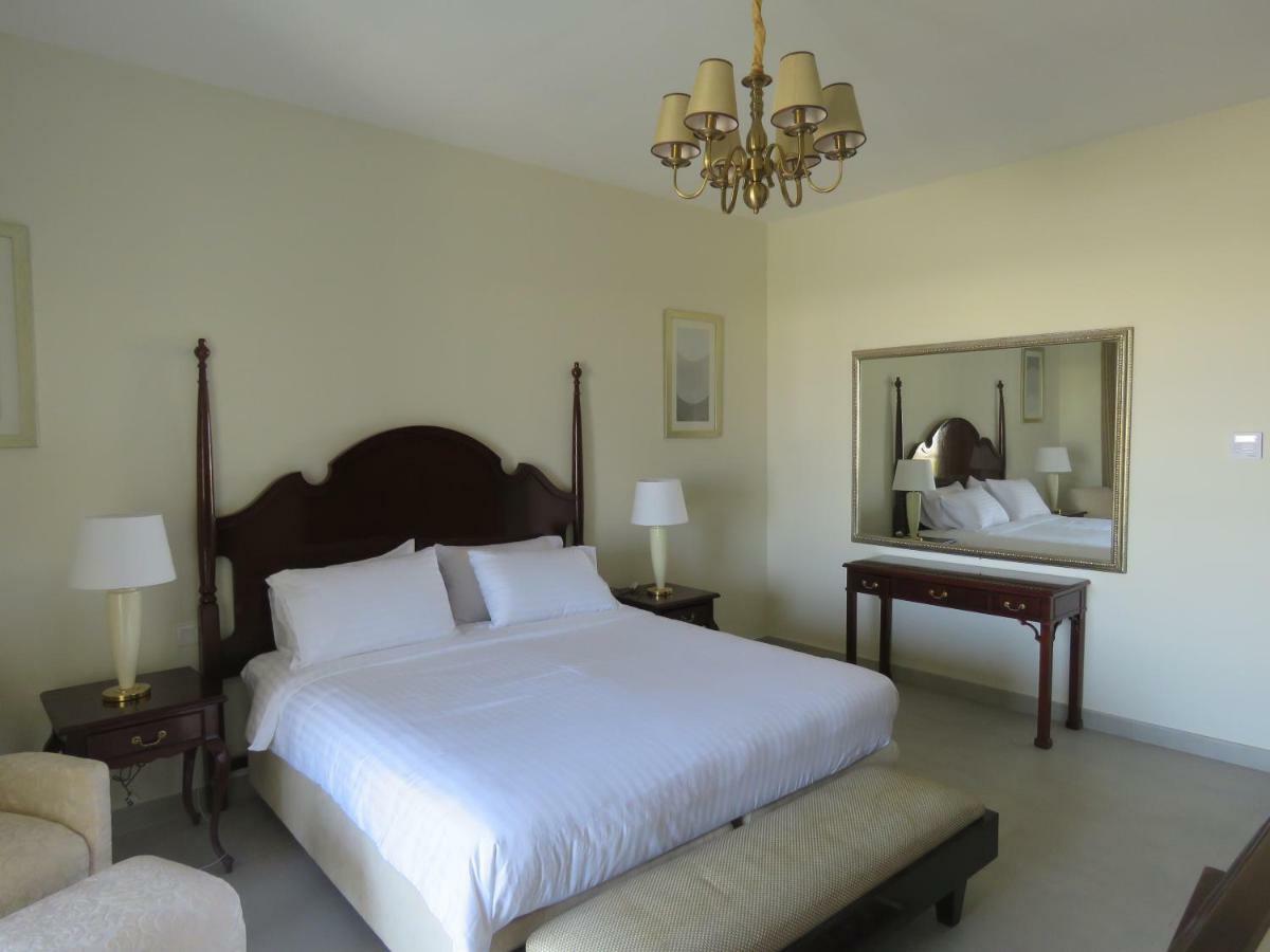 Holiday Home 3 Bedroom Seaview Ras al-Khaimah Eksteriør billede