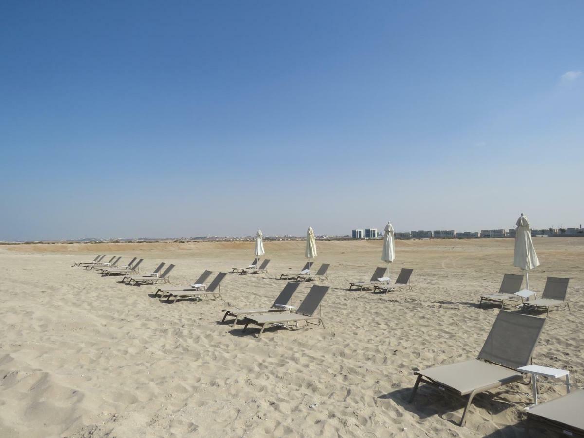 Holiday Home 3 Bedroom Seaview Ras al-Khaimah Eksteriør billede